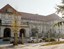 Landratsamt Bautzen
Komplette Fassadensanierung der Nord- und Westseite
1998
